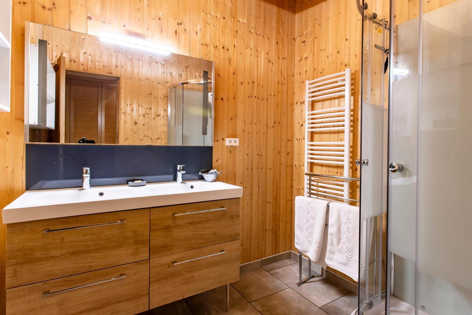 Chateau De Bellevue B&B Et Appartements Avec Piscine Saisonal Chauffee Et Chambres Partout Climatisees Saint-Avit  Luaran gambar