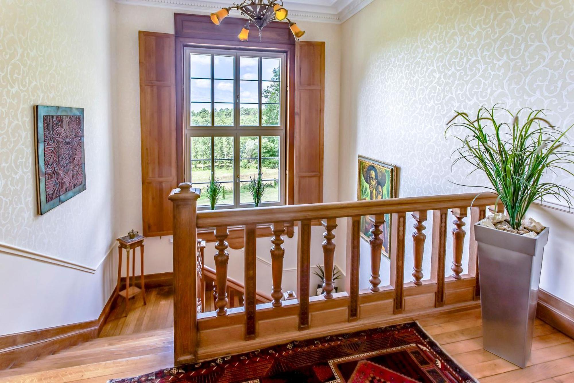 Chateau De Bellevue B&B Et Appartements Avec Piscine Saisonal Chauffee Et Chambres Partout Climatisees Saint-Avit  Bilik gambar
