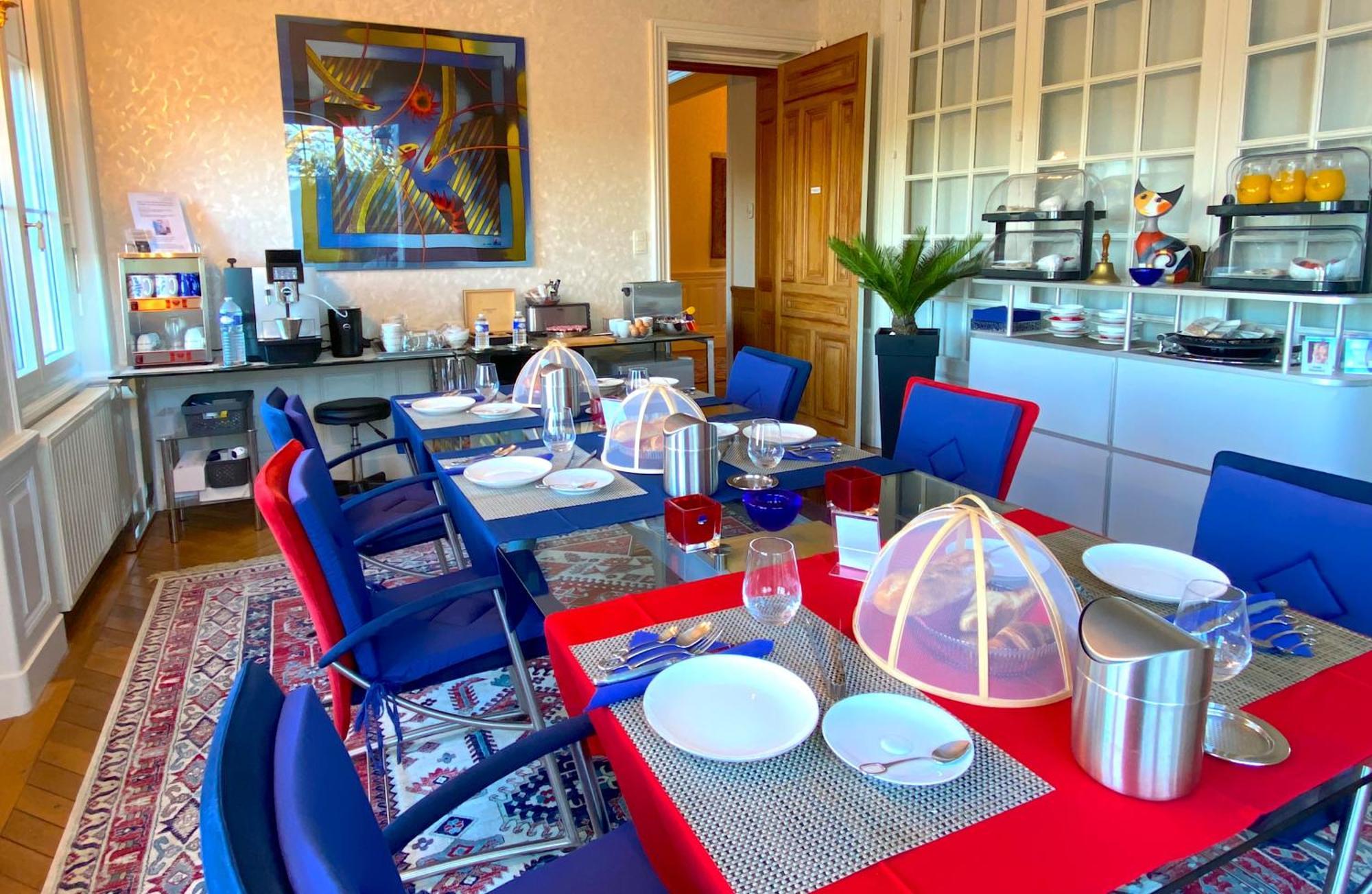 Chateau De Bellevue B&B Et Appartements Avec Piscine Saisonal Chauffee Et Chambres Partout Climatisees Saint-Avit  Luaran gambar