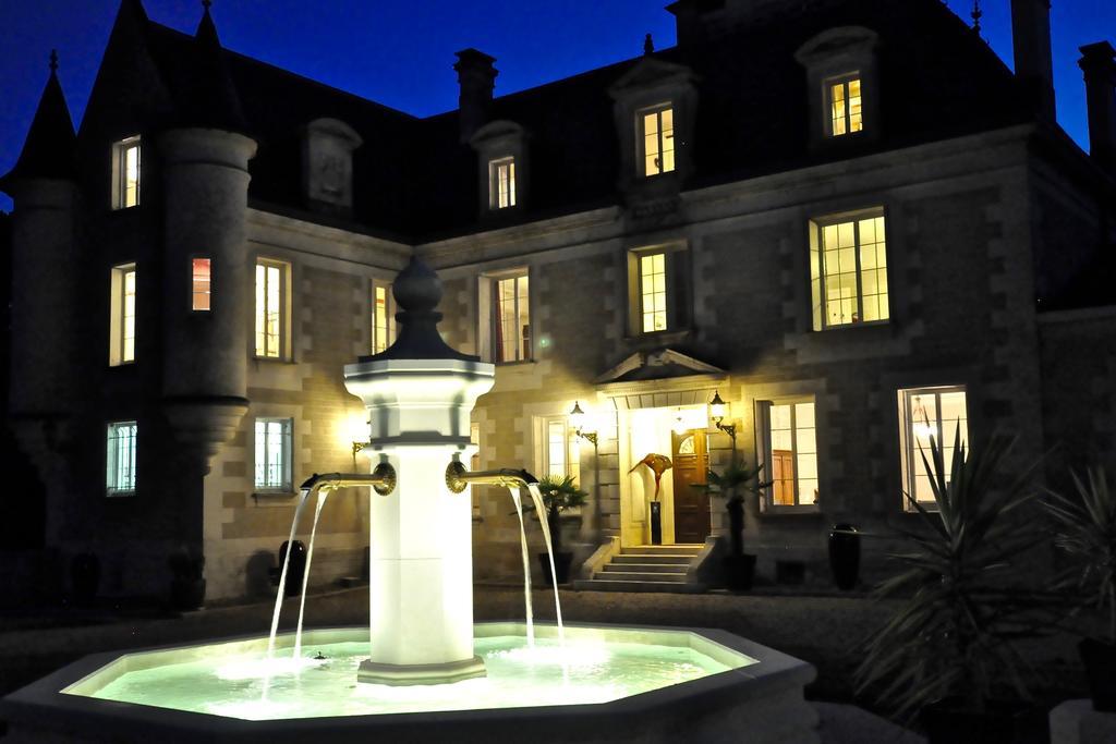 Chateau De Bellevue B&B Et Appartements Avec Piscine Saisonal Chauffee Et Chambres Partout Climatisees Saint-Avit  Luaran gambar