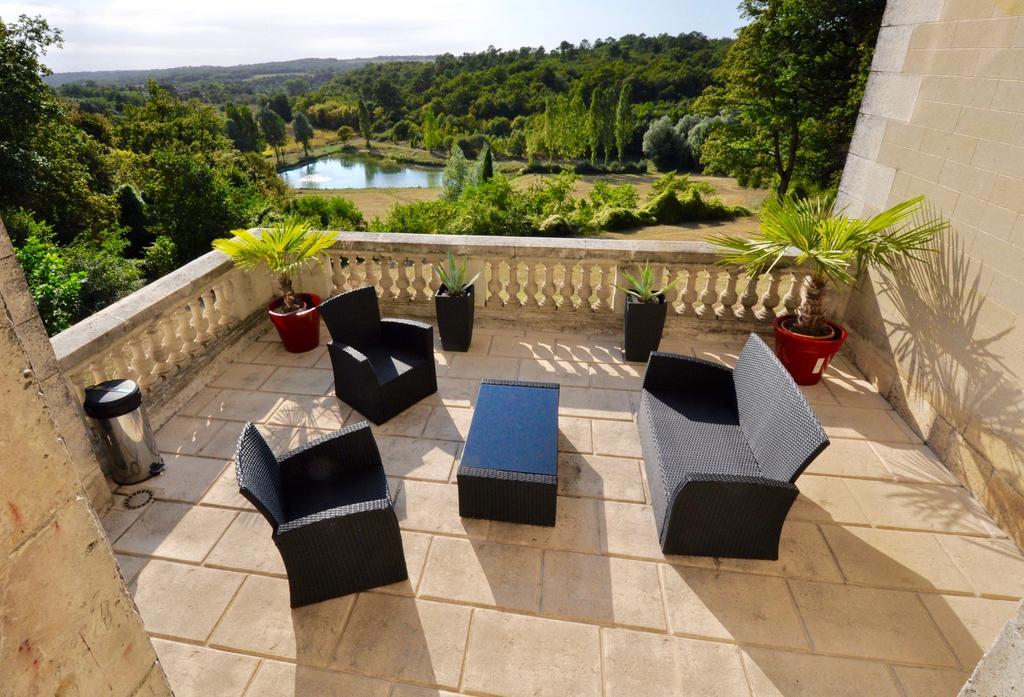 Chateau De Bellevue B&B Et Appartements Avec Piscine Saisonal Chauffee Et Chambres Partout Climatisees Saint-Avit  Luaran gambar